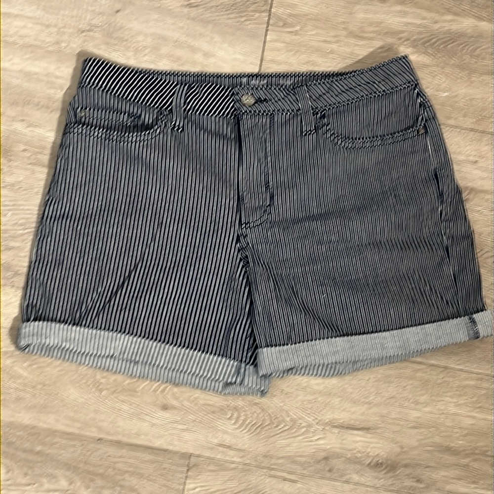 Lee, Size 12, Blue With White Pin Stripes